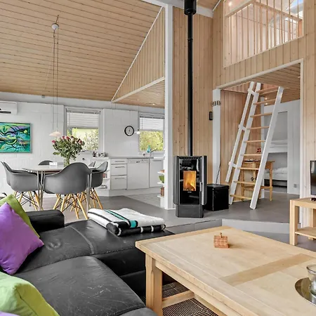 3 Bedroom Lovely In *