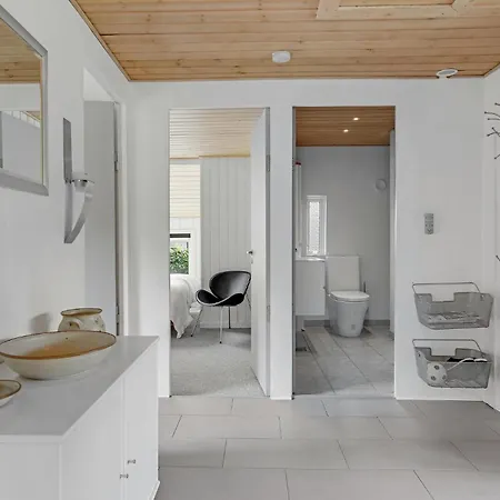 3 Bedroom Lovely In Prázdninový dům *