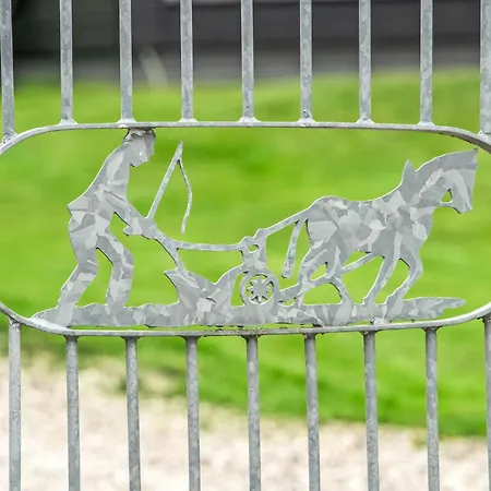 Prázdninový dům Beautiful In With Wifi