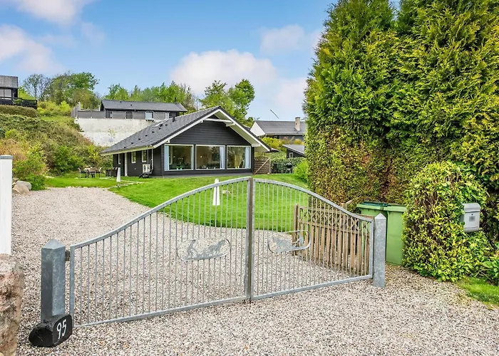 Beautiful In With Wifi Holiday home